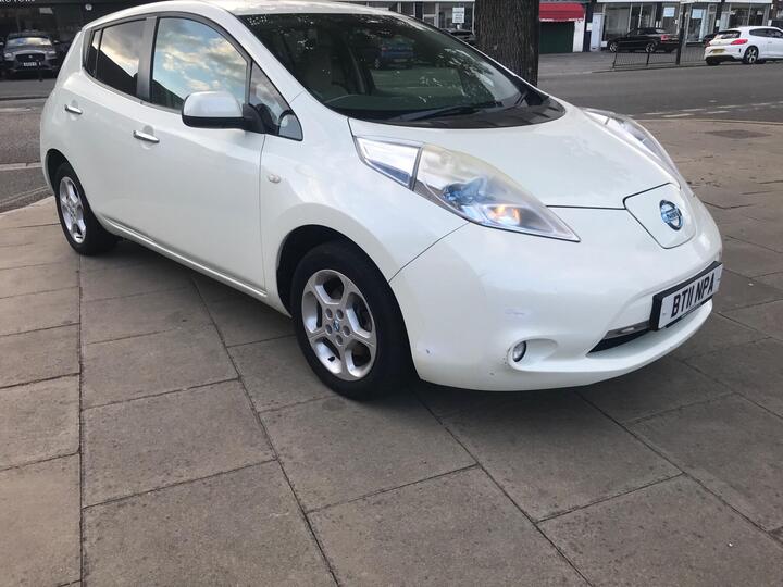 Nissan Leaf 24kWh Auto 5dr