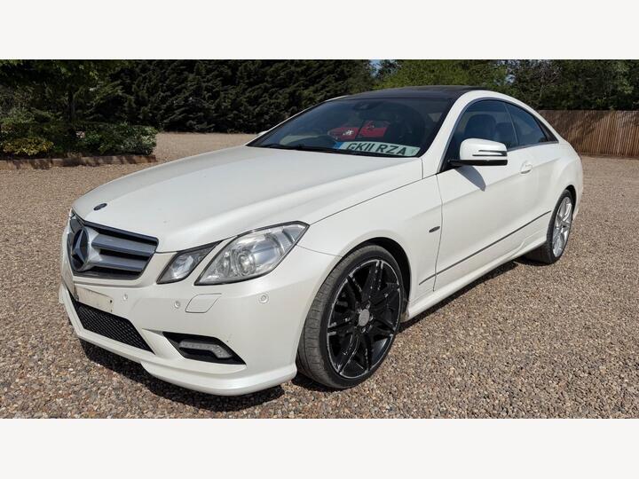 Mercedes-Benz E Class 3.0 E350 CDI V6 BlueEfficiency Sport G-Tronic Euro 5 2dr