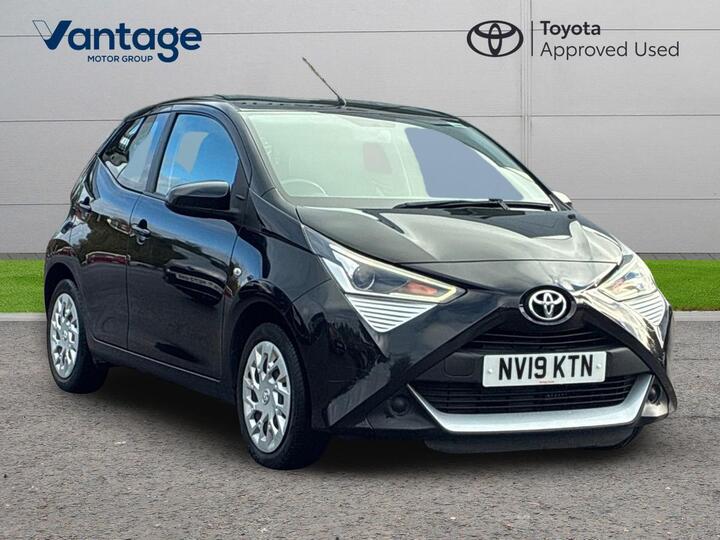 Toyota AYGO 1.0 VVT-i X-play Euro 6 5dr
