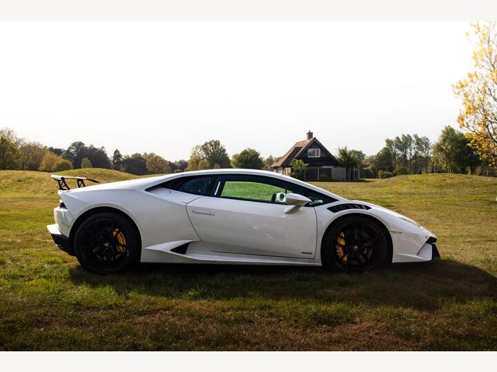 Lamborghini Huracan 5.2 V10 LP 610-4 LDF 4WD Euro 6 (s/s) 2dr Lamborghini Huracan 5.2 V10 LP 610-4 LDF 4WD Euro 6 (s/s) 2dr