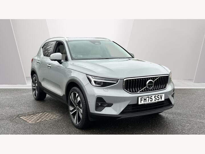 Volvo XC40 2.0 B4 MHEV Ultra Bright DCT Auto Euro 6 (s/s) 5dr