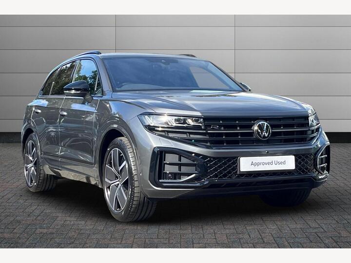 Volkswagen Touareg 3.0 TDI V6 Black Edition Tiptronic 4Motion Euro 6 (s/s) 5dr