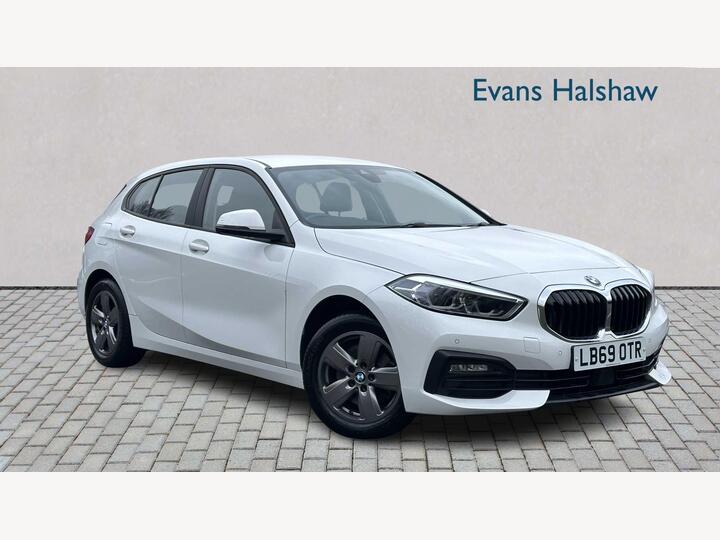 BMW 1 SERIES HATCHBACK 1.5 118i SE Euro 6 (s/s) 5dr