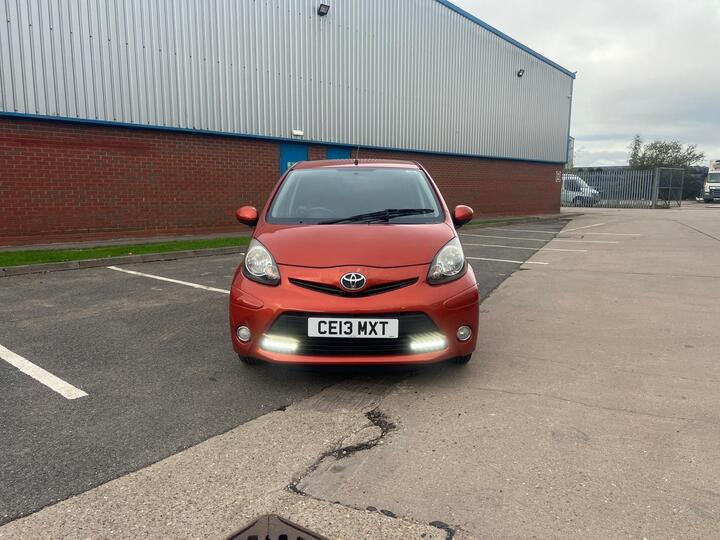 Toyota AYGO 1.0 VVT-i Fire Euro 5 5dr