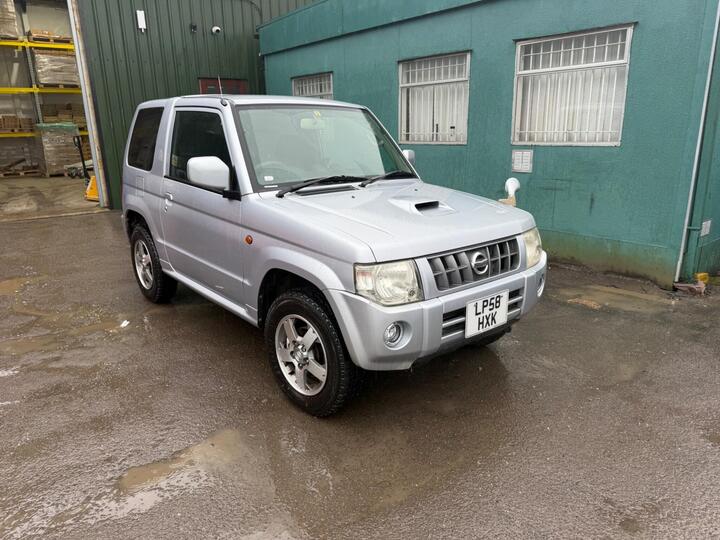 Mitsubishi Pajero Mini Nissan Kix
