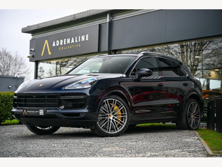 Porsche Cayenne 4.0 V8 E-Hybrid 14.1kWh Turbo S TiptronicS 4WD Euro 6 (s/s) 5dr