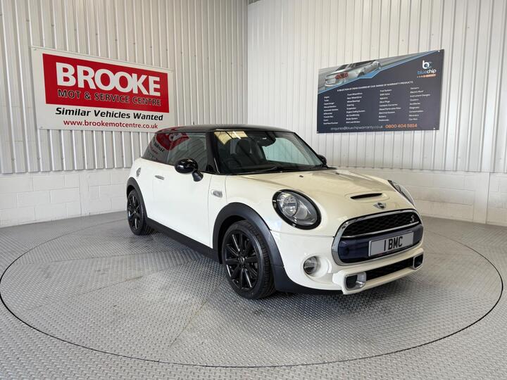 MINI Hatch 2.0 Cooper S Euro 6 (s/s) 3dr