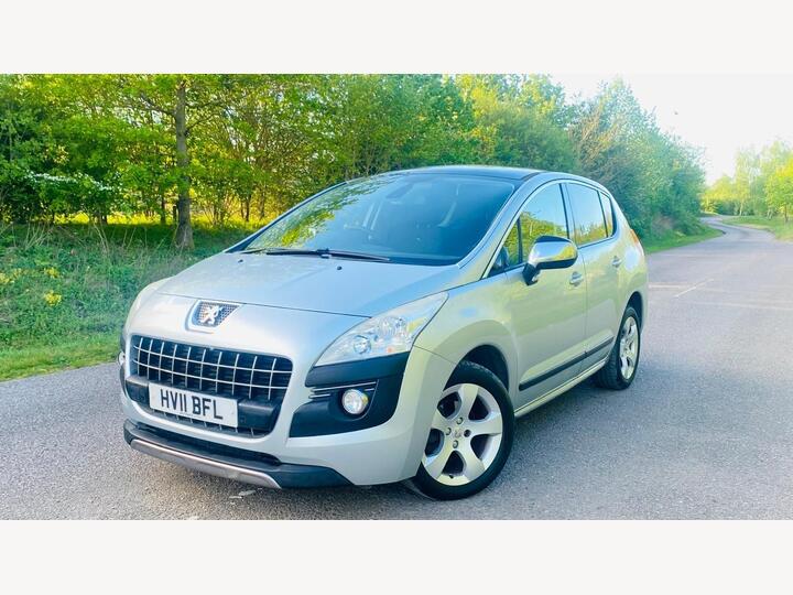Peugeot 3008 1.6 HDi Exclusive EGC Euro 5 5dr Peugeot 3008 1.6 HDi Exclusive EGC Euro 5 5dr