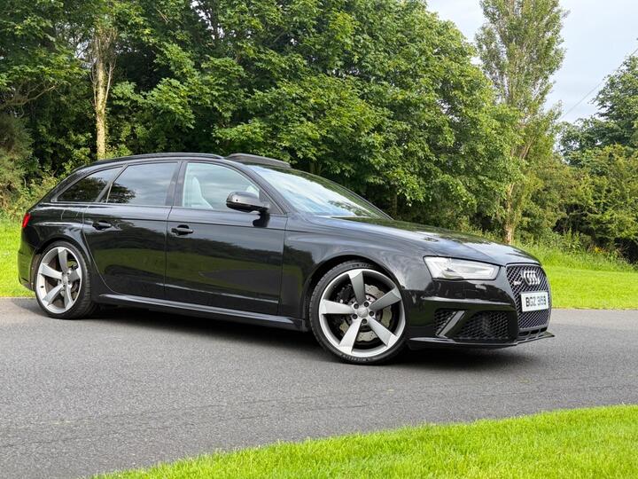 Audi RS4 Avant 4.2 FSI V8 S Tronic Quattro Euro 5 5dr