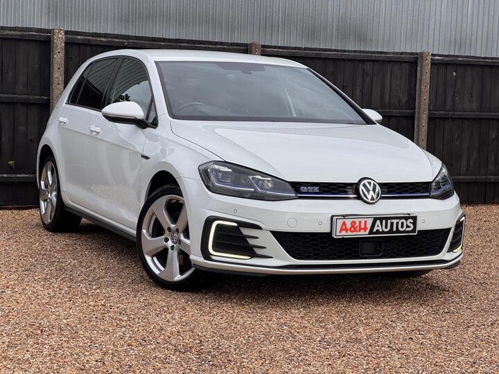 Volkswagen Golf 1.4 TSI 8.7kWh GTE DSG Euro 6 (s/s) 5dr