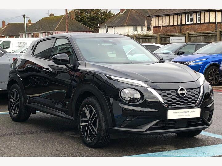Nissan Juke 1.6 N-Connecta Auto Euro 6 5dr