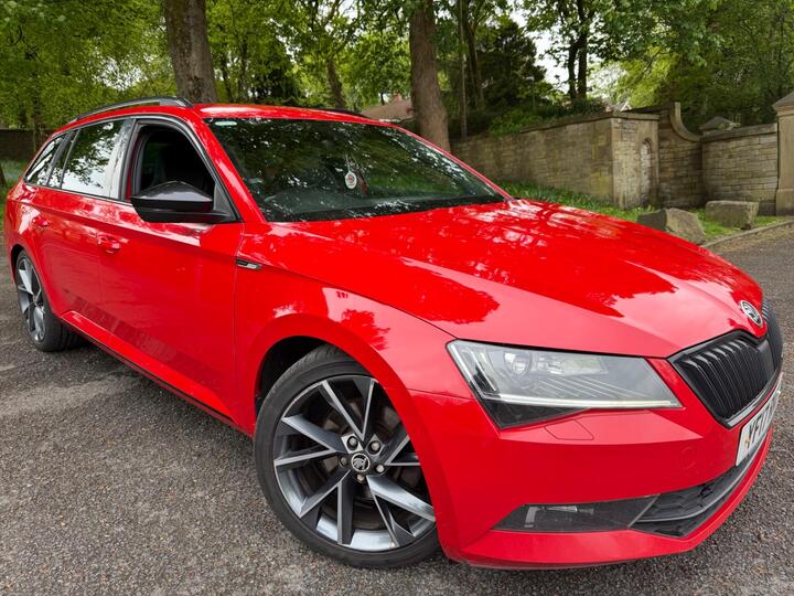 Skoda Superb 2.0 TDI SportLine DSG Auto 6Spd Euro 6 (s/s) 5dr Skoda Superb 2.0 TDI SportLine DSG Auto 6Spd Euro 6 (s/s) 5dr
