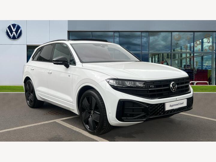 Volkswagen Touareg 3.0 TDI V6 Black Edition Tiptronic 4Motion Euro 6 (s/s) 5dr