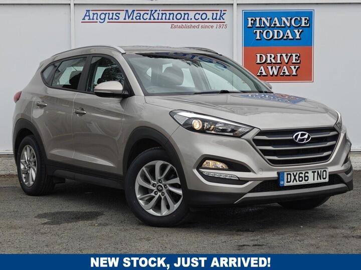 Hyundai TUCSON 1.7 CRDi Blue Drive SE Nav Euro 6 (s/s) 5dr