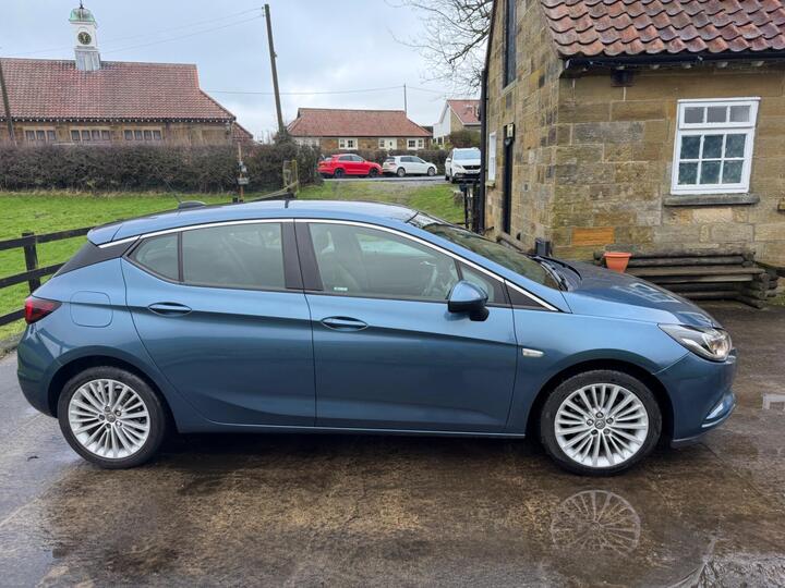 Vauxhall Astra 1.6 CDTi BlueInjection Elite Euro 6 (s/s) 5dr