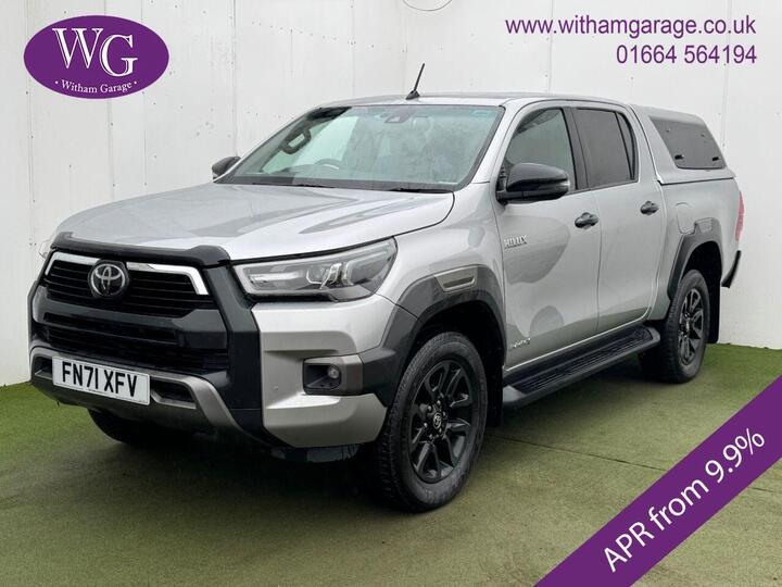 Toyota HI-LUX 2.8 D-4D Invincible X 4WD Euro 6 (s/s) 4dr
