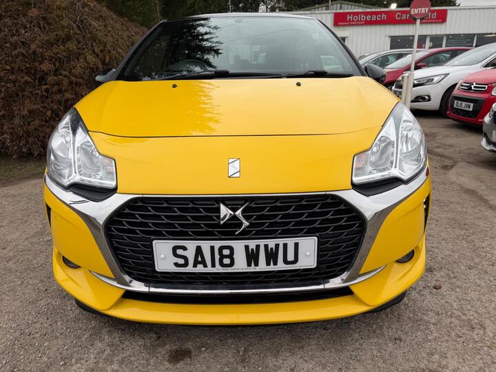 DS AUTOMOBILES DS 3 1.6 BlueHDi Connected Chic Euro 6 (s/s) 3dr