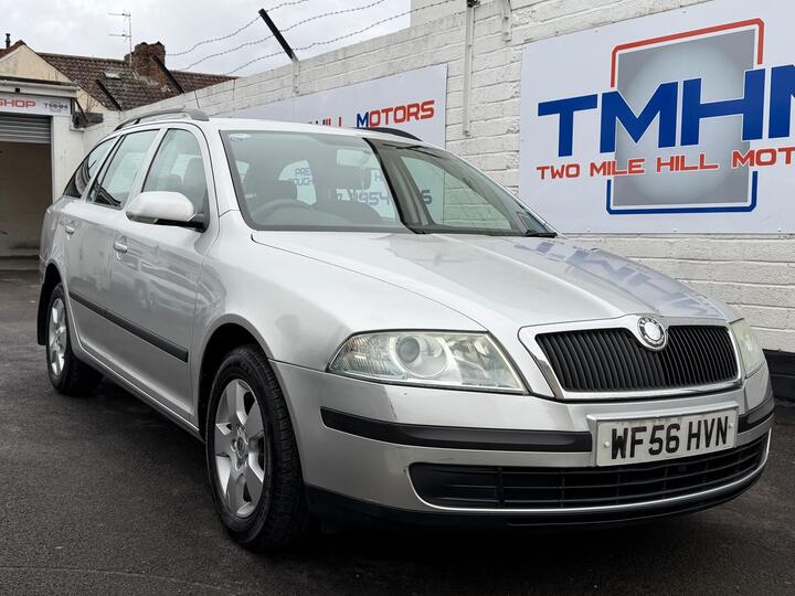 Skoda Octavia 1.6 FSI Ambiente Euro 4 5dr Skoda Octavia 1.6 FSI Ambiente Euro 4 5dr