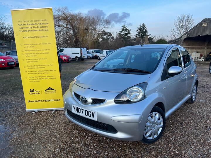 Toyota AYGO 1.0 VVT-i + MultiMode Euro 4 5dr