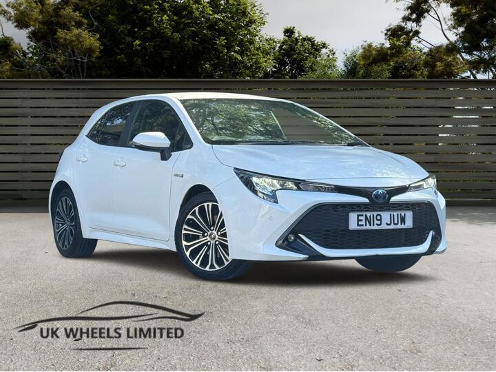 Toyota Corolla 2.0 VVT-h Design CVT Euro 6 (s/s) 5dr