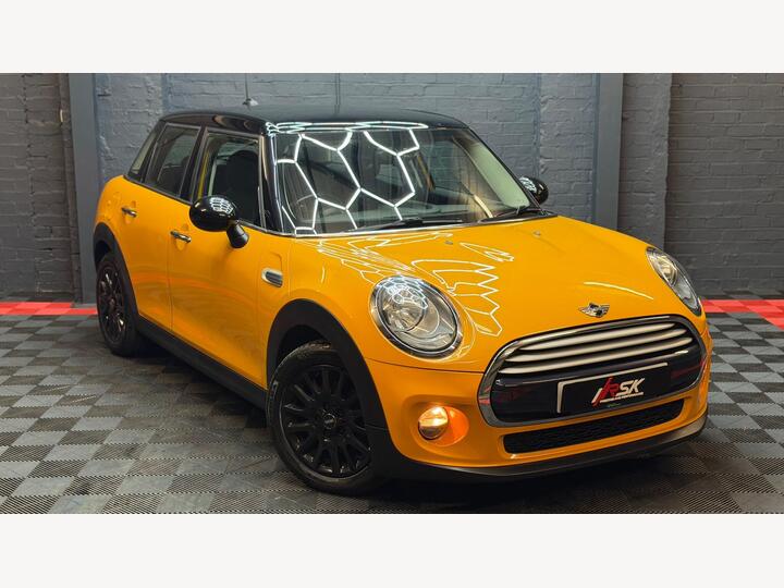 MINI Hatch 1.5 Cooper D Euro 6 (s/s) 5dr