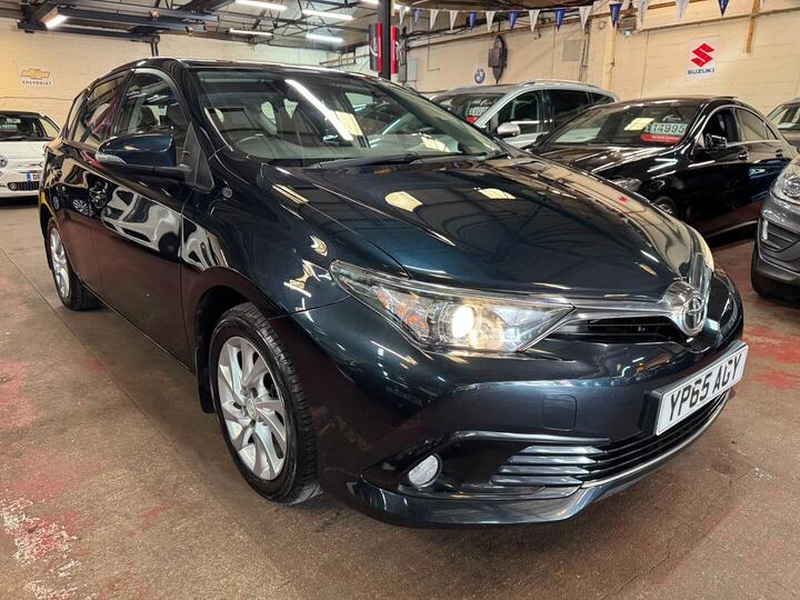 Toyota Auris 1.2 VVT-i Business Edition Euro 6 (s/s) 5dr