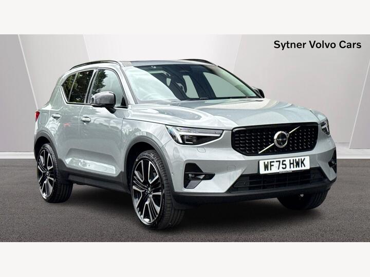Volvo XC40 2.0 B3 MHEV Ultra Dark DCT Auto Euro 6 (s/s) 5dr