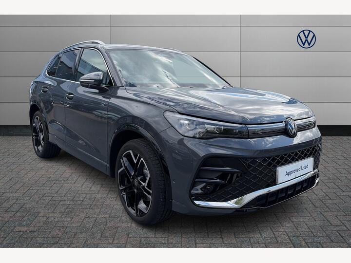 Volkswagen Tiguan 2.0 TDI R-Line DSG Euro 6 (s/s) 5dr