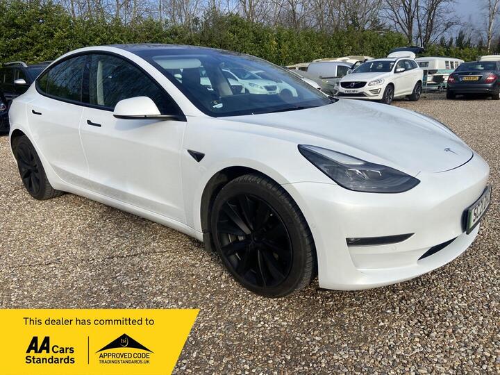 Tesla Model 3 (Dual Motor) Long Range Auto 4WDE 4dr