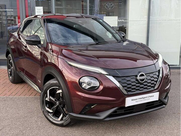 Nissan Juke 1.6 N-Connecta Auto Euro 6 5dr Nissan Juke 1.6 N-Connecta Auto Euro 6 5dr