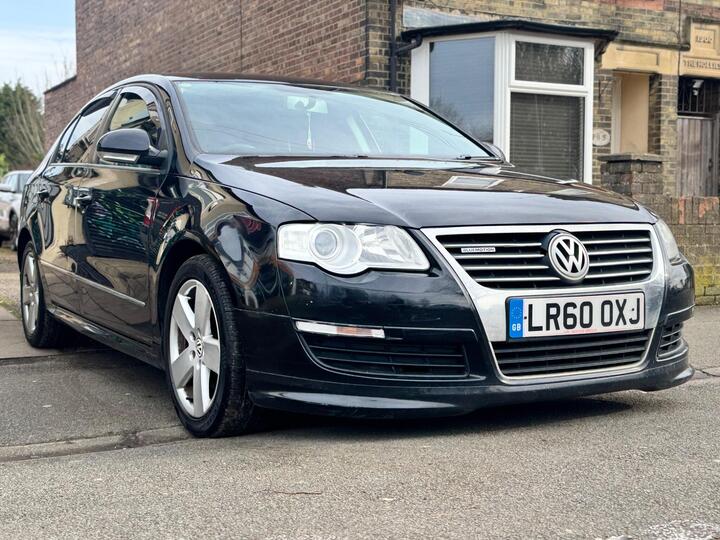 Volkswagen Passat 1.6 TDI BlueMotion Tech S Euro 5 (s/s) 4dr Volkswagen Passat 1.6 TDI BlueMotion Tech S Euro 5 (s/s) 4dr