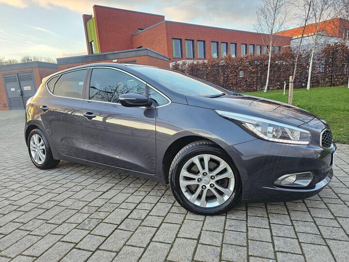 Kia Ceed 1.6 CRDi 2 DCT Euro 6 (s/s) 5dr