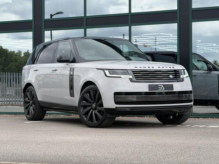 Land Rover RANGE ROVER 4.4 P615 V8 SV Auto 4WD Euro 6 (s/s) 5dr Land Rover RANGE ROVER 4.4 P615 V8 SV Auto 4WD Euro 6 (s/s) 5dr