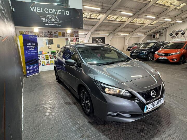 Nissan Leaf 40kWh N-Connecta Auto 5dr