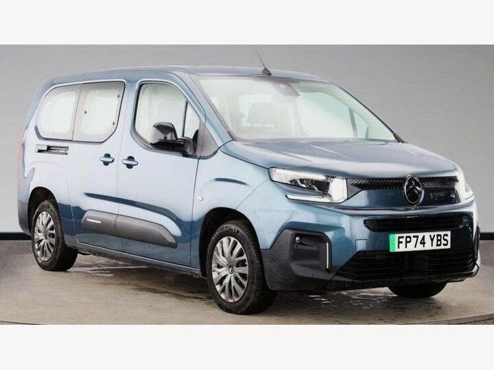 Citroen E-Berlingo 52kWh PLUS XL Auto 5dr (7.4kW Charger) Citroen E-Berlingo 52kWh PLUS XL Auto 5dr (7.4kW Charger)