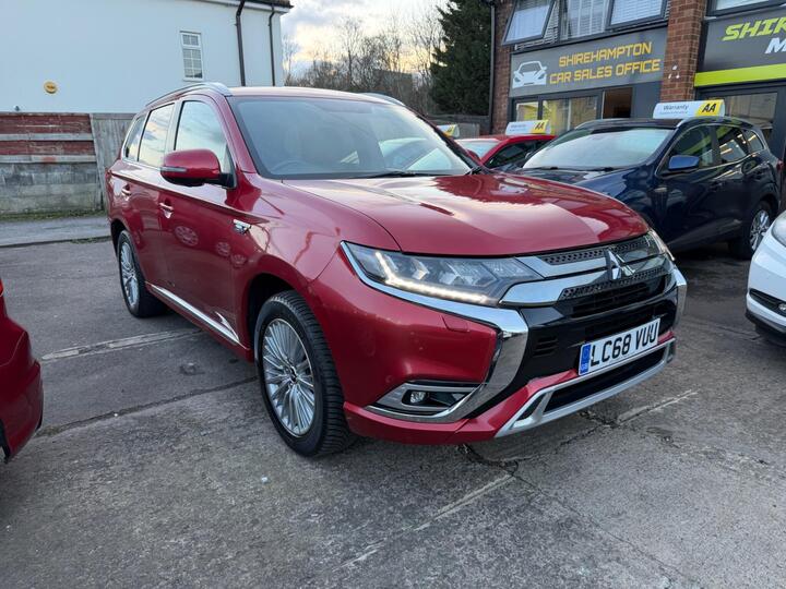 Mitsubishi Outlander 2.4h TwinMotor 13.8kWh 4h CVT 4WD Euro 6 (s/s) 5dr