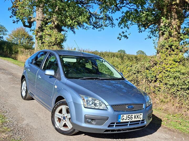 Ford Focus 1.6 Titanium 5dr