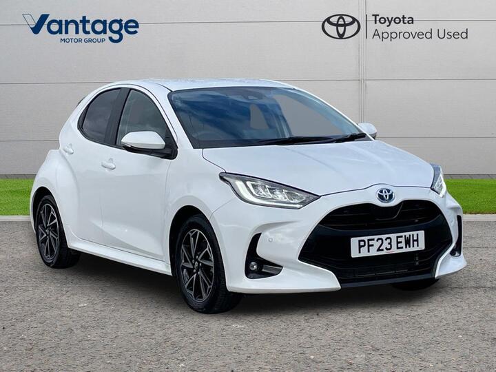 Toyota Yaris 1.5 VVT-h Design E-CVT Euro 6 (s/s) 5dr