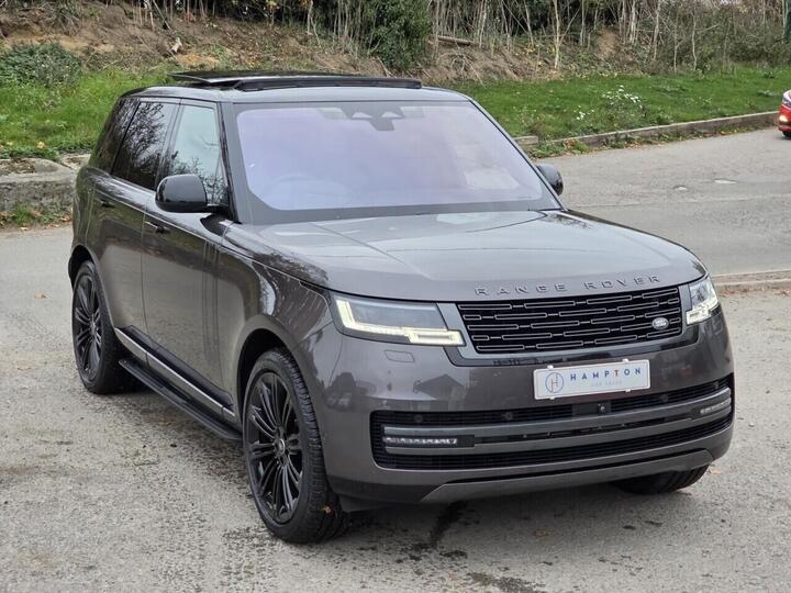 Land Rover RANGE ROVER 4.4 P530 V8 First Edition Auto 4WD Euro 6 (s/s) 5dr