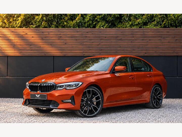 BMW 3 SERIES 2.0 330e 12kWh Sport Pro Auto Euro 6 (s/s) 4dr