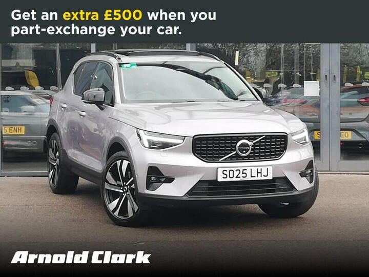 Volvo XC40 2.0 B3 MHEV Ultra Dark DCT Auto Euro 6 (s/s) 5dr
