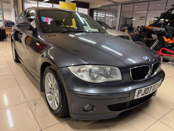 BMW 1 Series 2.0 120d SE Euro 4 5dr BMW 1 Series 2.0 120d SE Euro 4 5dr