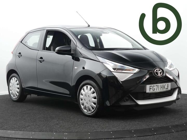 Toyota AYGO 1.0 VVT-i X-play X-shift Euro 6 5dr (Safety Sense)