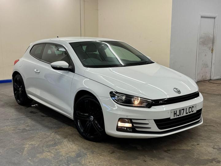 Volkswagen Scirocco 2.0 TDI BlueMotion Tech R-Line DSG Euro 6 (s/s) 3dr