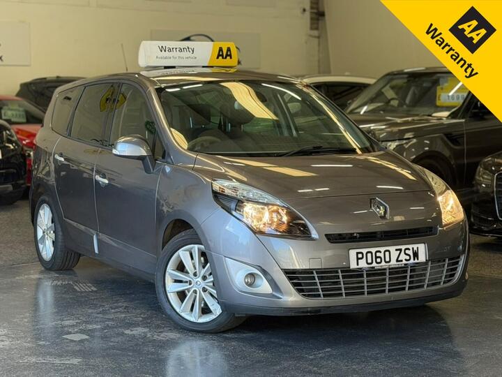 Renault GRAND SCENIC 2.0 DCi Privilege TomTom Auto Euro 5 5dr