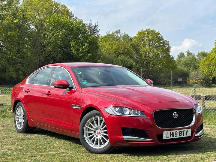 Jaguar XF 2.0i Prestige Auto Euro 6 (s/s) 4dr