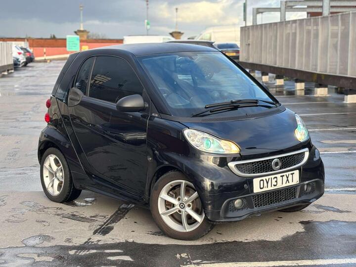 Smart FORTWO 1.0 MHD Pulse SoftTouch Euro 5 (s/s) 2dr Smart FORTWO 1.0 MHD Pulse SoftTouch Euro 5 (s/s) 2dr