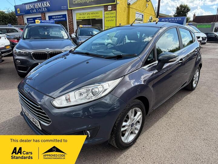 Ford Fiesta 1.0T EcoBoost Zetec Euro 5 (s/s) 5dr