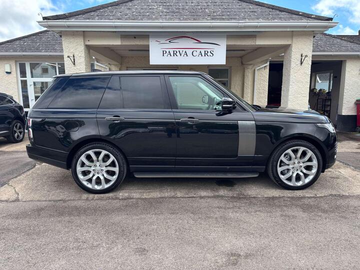 Land Rover RANGE ROVER 4.4 SD V8 Vogue SE Auto 4WD Euro 6 (s/s) 5dr Land Rover RANGE ROVER 4.4 SD V8 Vogue SE Auto 4WD Euro 6 (s/s) 5dr