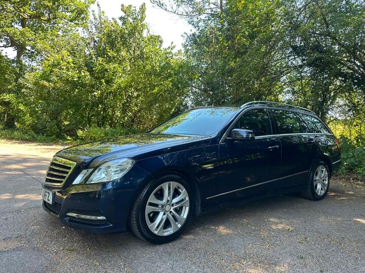 Mercedes-Benz E Class 2.1 E220 CDI BlueEfficiency Executive SE G-Tronic+ Euro 5 (s/s) 5dr